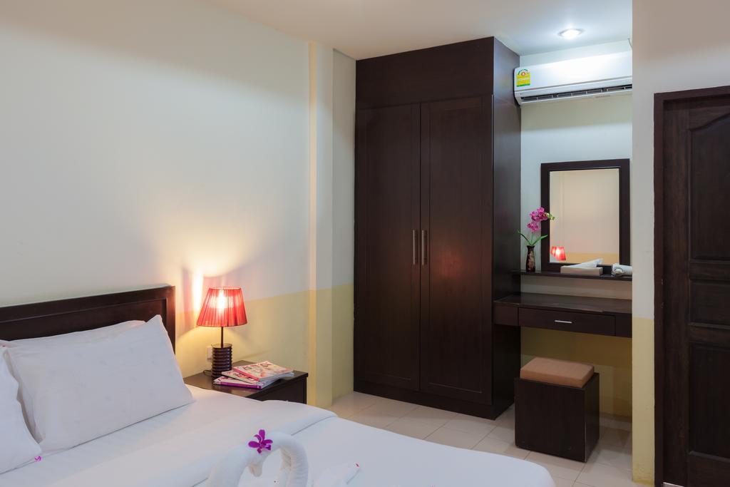 Bangtao Kanita House Bãi biển Bang Tao Ngoại thất bức ảnh