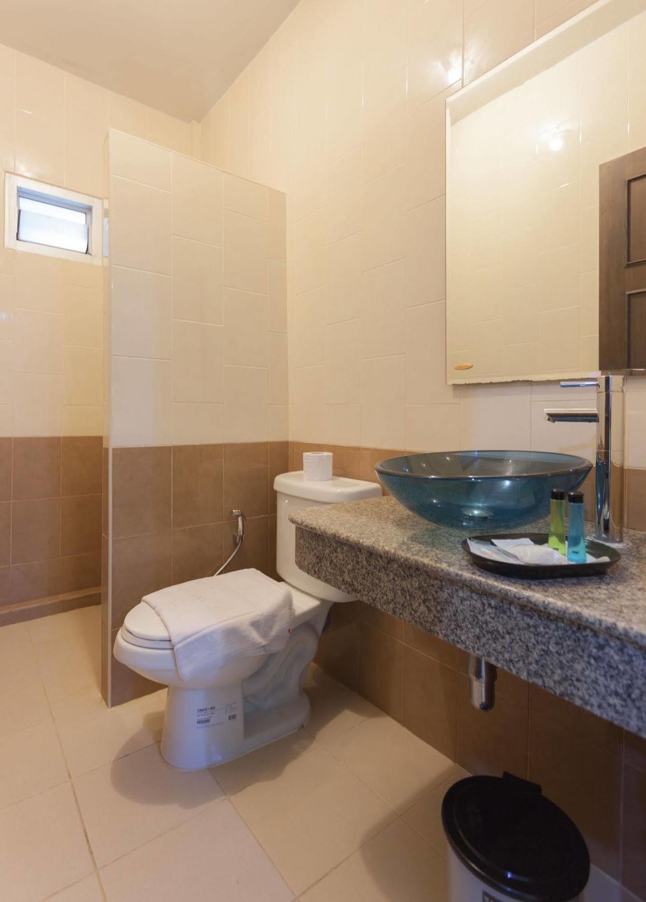 Bangtao Kanita House Bãi biển Bang Tao Ngoại thất bức ảnh